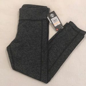 NWT Under Armour Women’s Leggings, Heather Gray, S